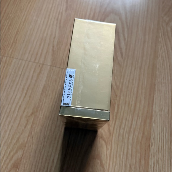 CHANEL No. 5 Eau de Parfum in Gold Box limited edition - Picture 8 of 8